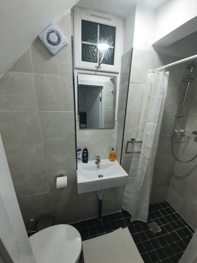 Beautiful Rooms Shaw St And Pine St Бери Экстерьер фото