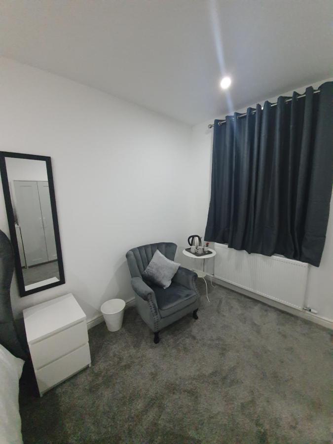 Beautiful Rooms Shaw St And Pine St Бери Экстерьер фото