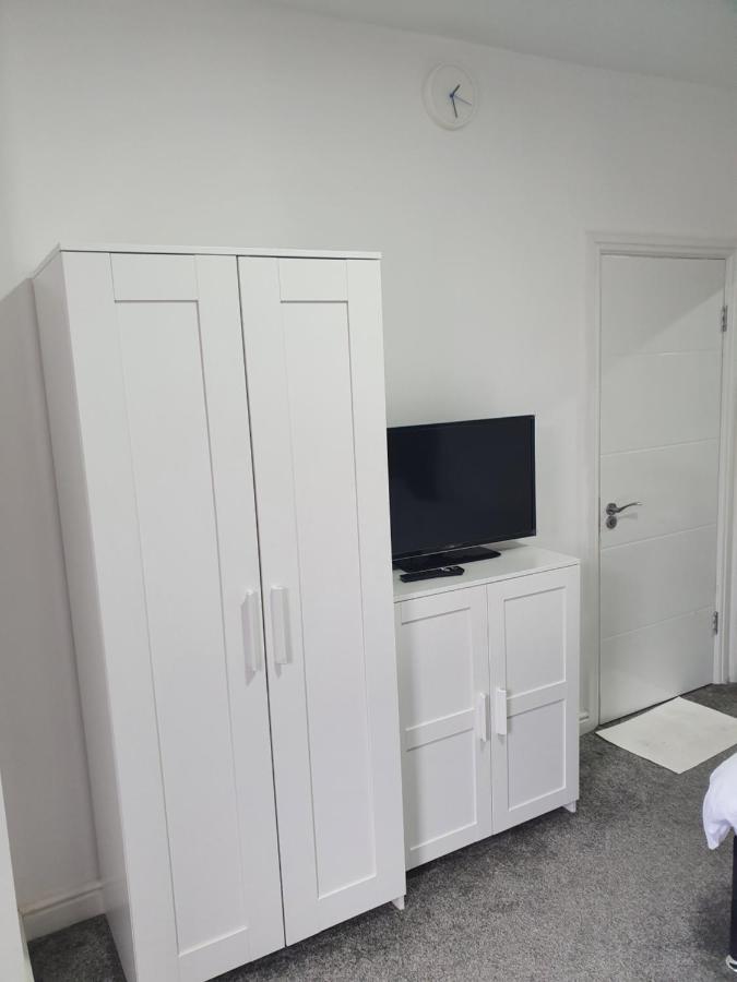 Beautiful Rooms Shaw St And Pine St Бери Экстерьер фото