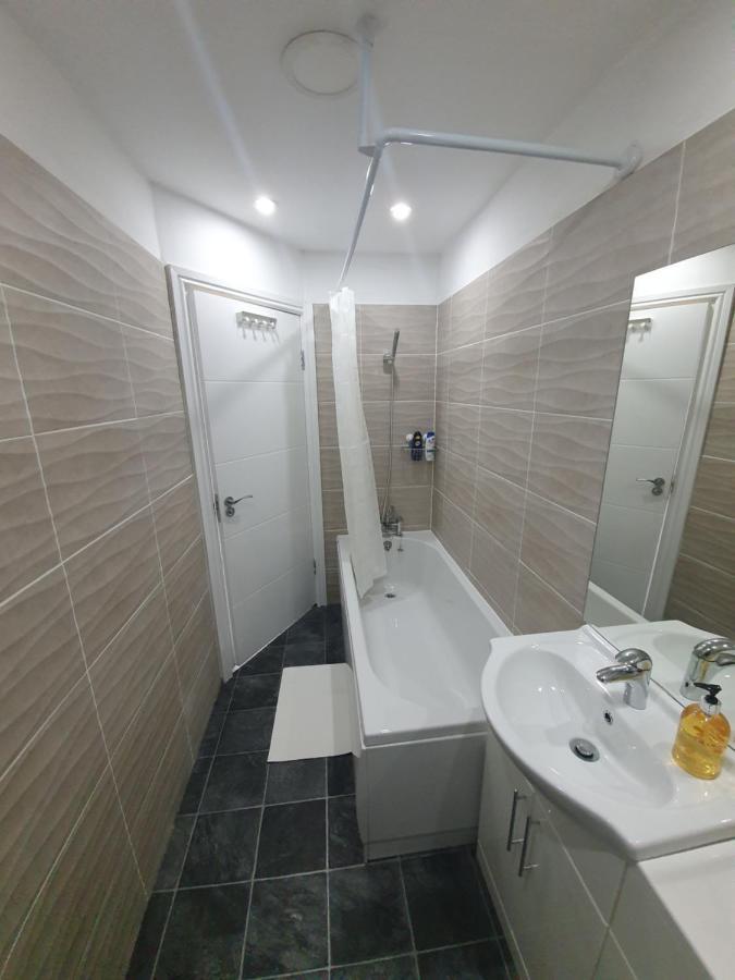 Beautiful Rooms Shaw St And Pine St Бери Экстерьер фото
