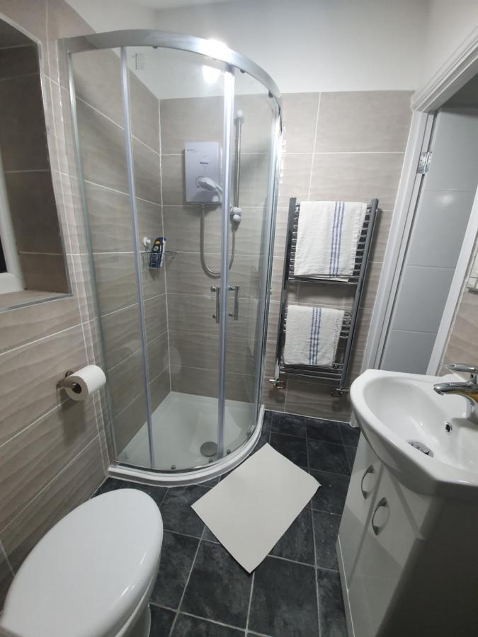 Beautiful Rooms Shaw St And Pine St Бери Экстерьер фото